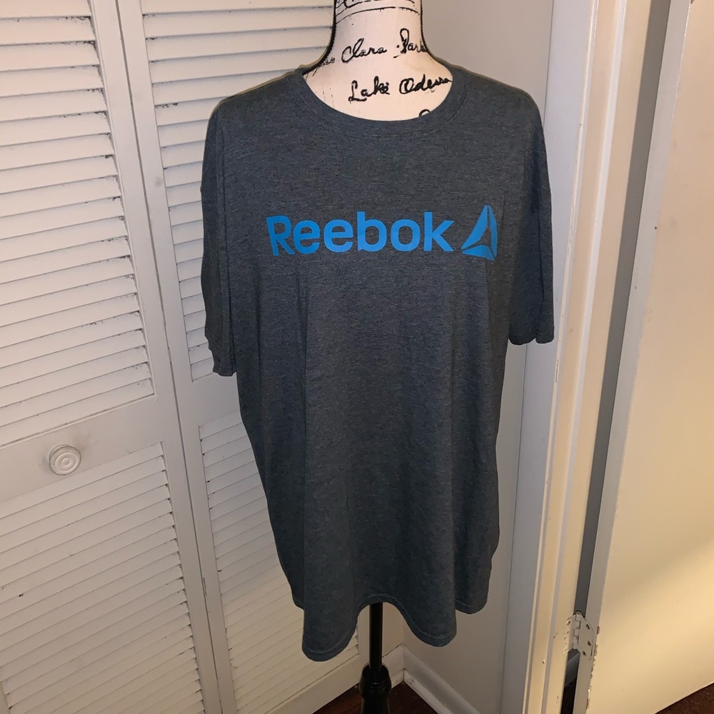 Reebok T-shirt